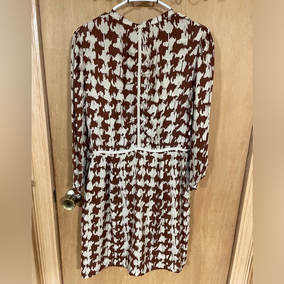 BURBERRY BRIT- 100% Silk Brown And Beige hounds tooth Knee Length Shirt dress - Picture 3 of 6